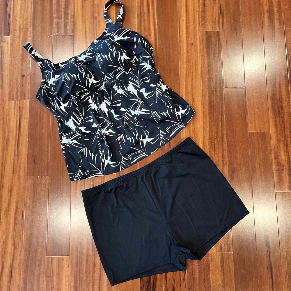 New NWOT Kim Gravel QVC Black White Leaf‎ Swim Tankini Shorts Two Piece Plus 26W